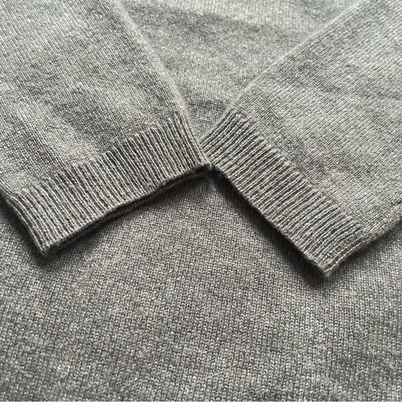 Charter Club Women's 100% Cashmere Brown V-Neck Sweater size M‎ - Picture 7 of 11